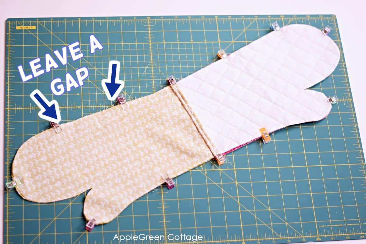 Free Oven Mitt Pattern - 2 Sizes - Applegreen Cottage for Free Printable Oven Mitt Pattern